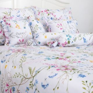 Letošní bestseller - povlečení LOUKA šijeme také v krepovém i bavlněném provedení 🌷💐🌿🎋🥀🌸🌺 Povlečení s motivem lučních...